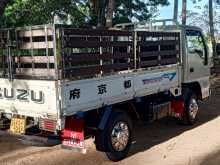 Isuzu ELF 1982 Lorry