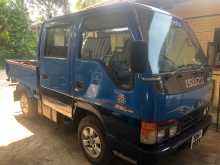 Isuzu Elf 1982 Crew Cab