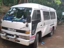 Isuzu ELF 1983 Van