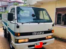 Isuzu Elf 1984 Lorry