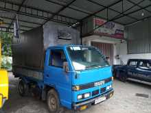 Isuzu ELF 1984 Lorry