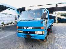 Isuzu Elf 1984 Lorry