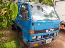 Isuzu ELF 1985 Lorry