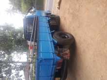 https://riyasewana.com/uploads/isuzu-elf-1986-1620221412532.jpg