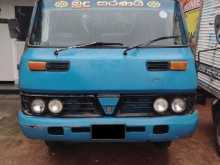 Isuzu ELF 1988 Lorry