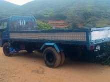Isuzu ELF 1988 Lorry