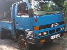 Isuzu ELF 1988 Lorry