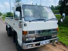 https://riyasewana.com/uploads/isuzu-elf-1988-614592412332.jpg