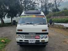 Isuzu ELF 1988 Van