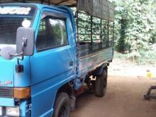 https://riyasewana.com/uploads/isuzu-elf-1988-6821111294487.jpg