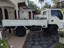https://riyasewana.com/uploads/isuzu-elf-1990-1111223612512.jpg