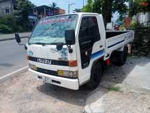 https://riyasewana.com/uploads/isuzu-elf-1990-2521004012103.jpg