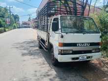 https://riyasewana.com/uploads/isuzu-elf-1991-20054012683.jpg