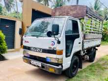 https://riyasewana.com/uploads/isuzu-elf-1991-2012490312832.jpg