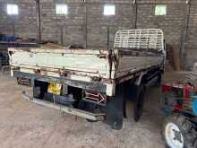 https://riyasewana.com/uploads/isuzu-elf-1991-820080312194.jpg