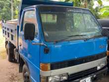 https://riyasewana.com/uploads/isuzu-elf-1993-222020112763.jpg