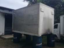Isuzu ELF 1995 Lorry