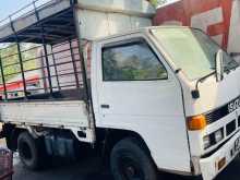Isuzu ELF 1996 Lorry