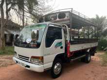 https://riyasewana.com/uploads/isuzu-elf-1996-919260712862.jpg