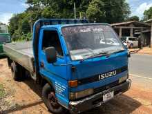 Isuzu ELF 1999 Lorry