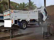 Isuzu ELF 2000 Lorry