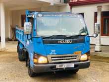 Isuzu Tipper 2000 Lorry