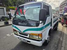 Isuzu ELF 2001 Lorry