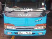 Isuzu Elf 2001 Lorry