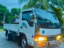Isuzu ELF 2001 Lorry