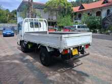 https://riyasewana.com/uploads/isuzu-elf-2002-1311221612114.jpg
