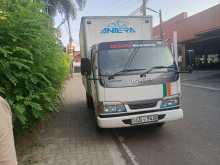 Isuzu ELF 2002 Lorry