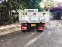 Isuzu ELF 2007 Lorry