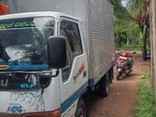 Isuzu ELF 2003 Lorry