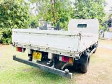 https://riyasewana.com/uploads/isuzu-elf-2006-1818021012383.jpg