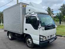 Isuzu ELF 2006 Lorry