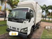 Isuzu Elf 2007 Lorry
