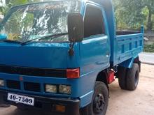 https://riyasewana.com/uploads/isuzu-elf-2011455817361.jpg