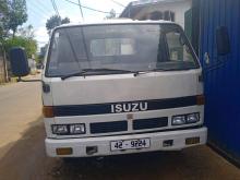 Isuzu ELF 1986 Lorry