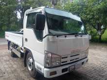 Isuzu ELF 2012 Lorry
