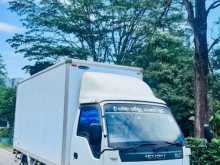 Isuzu Elf 2012 Lorry