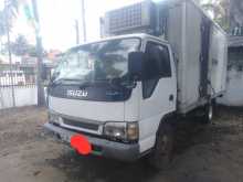Isuzu ELF 2002 Lorry