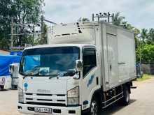 Isuzu ELF 2013 Lorry