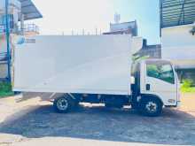 Isuzu ELF 2015 Lorry