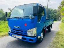 Isuzu ELF 2015 Lorry