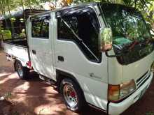 Isuzu ELF 1981 Crew Cab