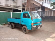 Isuzu ELF 1980 Lorry