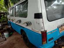 Isuzu ELF 1982 Van