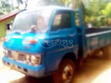 https://riyasewana.com/uploads/isuzu-elf-2211059439344.jpg