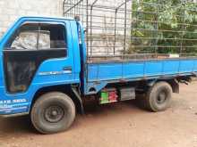 Isuzu Elf 1978 Lorry