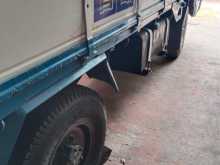 Isuzu ELF 1980 Lorry